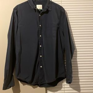 American eagle 100% cotton button down shirt
